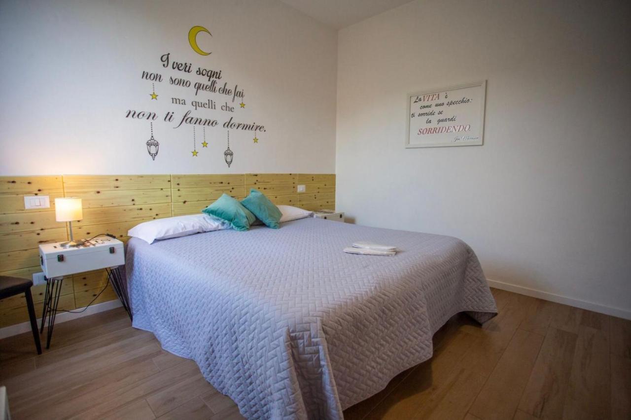 Bed And Breakfast Castello7 San Felice del Benaco Exterior photo
